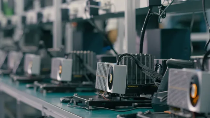 Lisuan 7G100 GPUs being tested on factory production line before retail launch