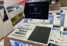 Pulsar Playground: In-Store AI Scans Your Hand to Find the Perfect Gaming Mouse Pulsar Playground touchscreen kiosk helping customers find the ideal gaming mouse through AI hand scanning