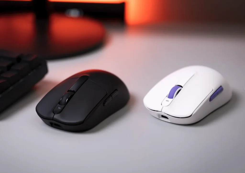 Black and white Akko Dash Master wireless gaming mouse with purple accent buttons