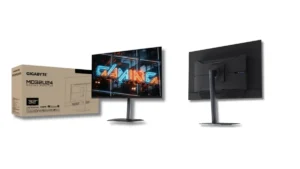 Gigabyte MO32U24 monitor front and rear design with retail box