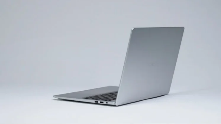 GeekBook M16 16 rear