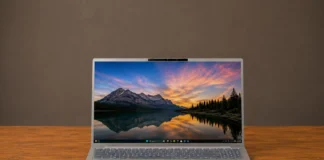 Laptop Deal: Acer Swift Go 16 AI Drops to $899 After $650 Discount Front view of the Acer Swift Go 16 AI laptop displaying its large screen on a wooden desk.
