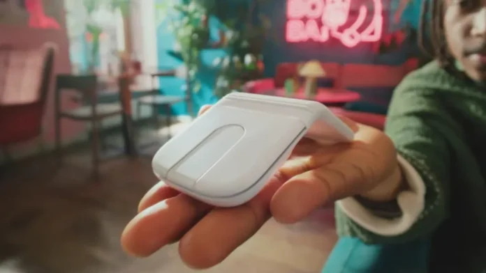 Mobi Fold Portable Design Folded Logitech Mobi Fold portable mouse